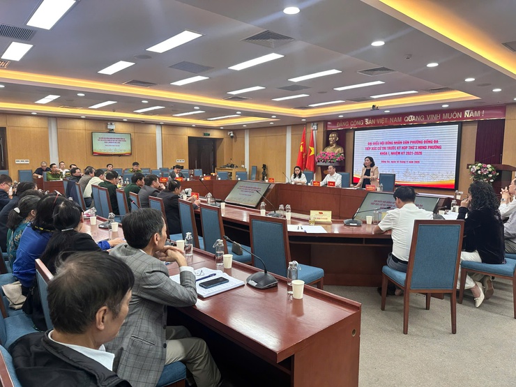 Đại biểu HĐND Phường Đống Đa tiếp xúc cử tri trước kỳ họp cuối năm 2025- Ảnh 3.