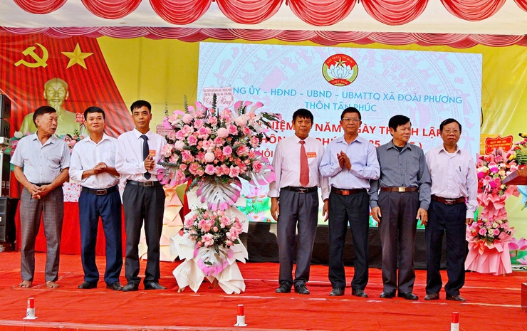 Thôn Tân Phúc kỷ niệm 40 năm thành lập

- Ảnh 7.