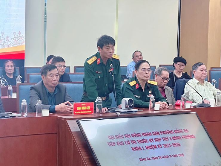 Đại biểu HĐND Phường Đống Đa tiếp xúc cử tri trước kỳ họp cuối năm 2025- Ảnh 5.