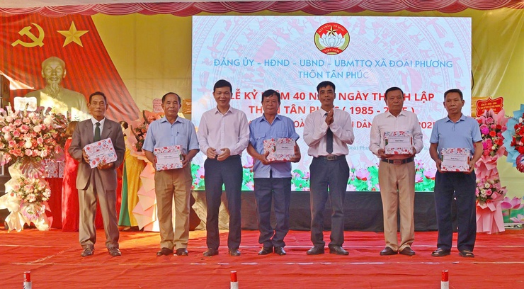Thôn Tân Phúc kỷ niệm 40 năm thành lập

- Ảnh 11.