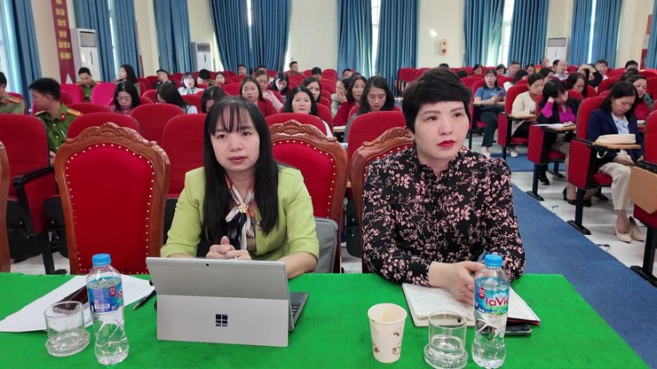 Đảng ủy xã An Khánh tiếp sóng Hội nghị học tập, nghiên cứu, triển khai thực hiện Nghị quyết Đại hội đại biểu Đảng bộ Thành phố lần thứ XVIII- Ảnh 2.