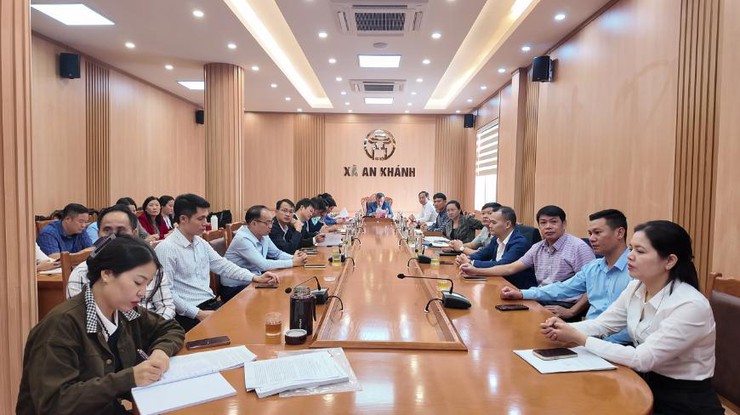 Đảng ủy xã An Khánh tiếp sóng Hội nghị học tập, nghiên cứu, triển khai thực hiện Nghị quyết Đại hội đại biểu Đảng bộ Thành phố lần thứ XVIII- Ảnh 1.