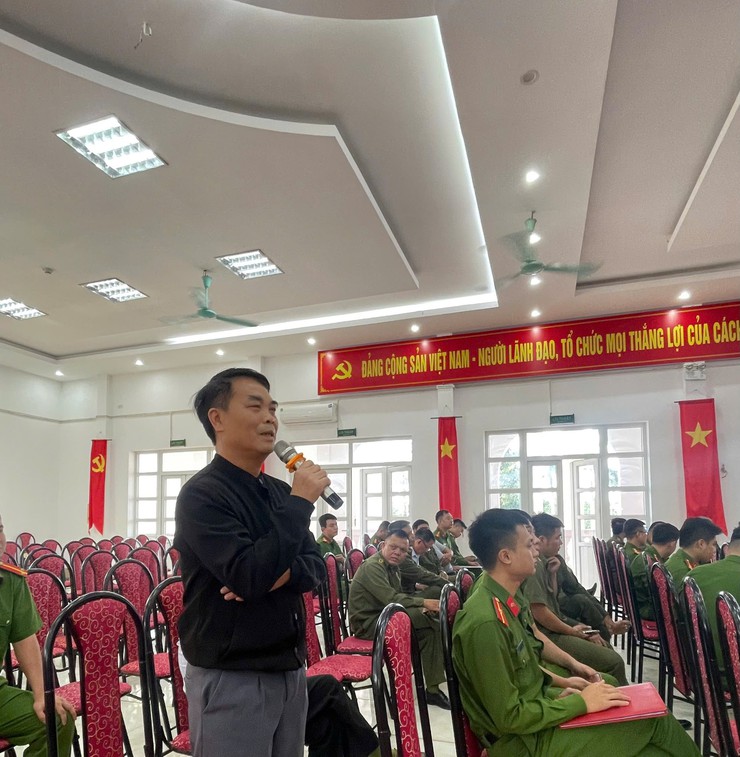CÔNG AN XÃ BA VÌ TỔ CHỨC HỘI NGHỊ “CÔNG AN LẮNG NGHE Ý KIẾN NHÂN DÂN”- Ảnh 2.
