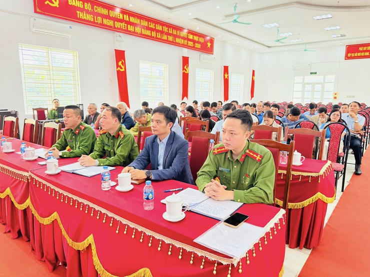 CÔNG AN XÃ BA VÌ TỔ CHỨC HỘI NGHỊ “CÔNG AN LẮNG NGHE Ý KIẾN NHÂN DÂN”- Ảnh 6.