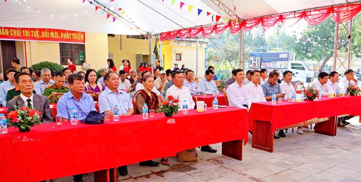 Thôn Tân Phúc kỷ niệm 40 năm thành lập

- Ảnh 2.