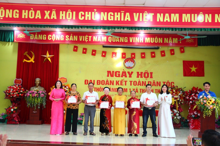 Không khí đoàn kết, ấm áp tại Ngày hội Đại đoàn kết thôn Làng Kim 1- Ảnh 6.