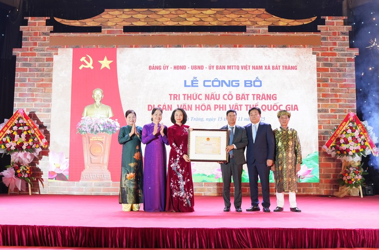 "Tri thức nấu cỗ Bát Tràng” là Di sản văn hóa phi vật thể quốc gia- Ảnh 4.