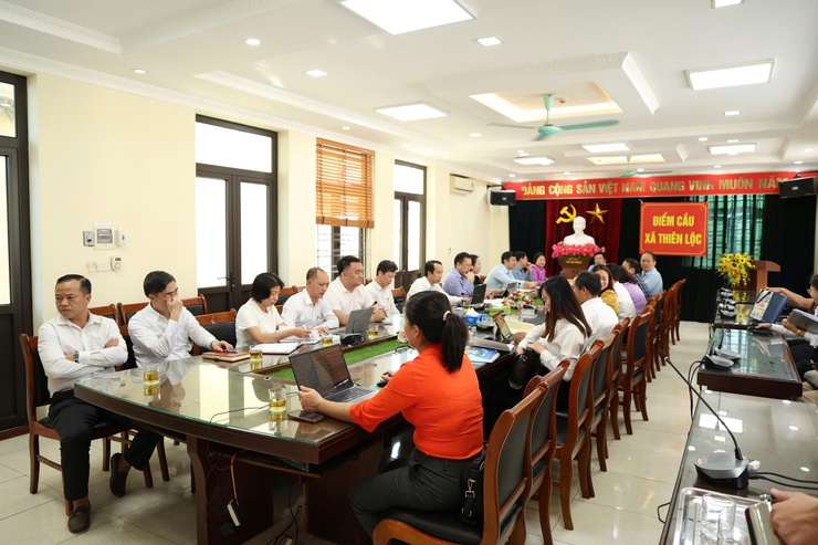 Hội nghị đánh giá tiến độ thực hiện Nghị quyết 57-NQ/TW của Bộ Chính trị về đột phá phát triển khoa học, công nghệ, đổi mới sáng tạo và chuyển đổi số quốc gia (Nghị quyết 57) và triển khai các nhiệm vụ trọng tâm thời gian tới.- Ảnh 4.