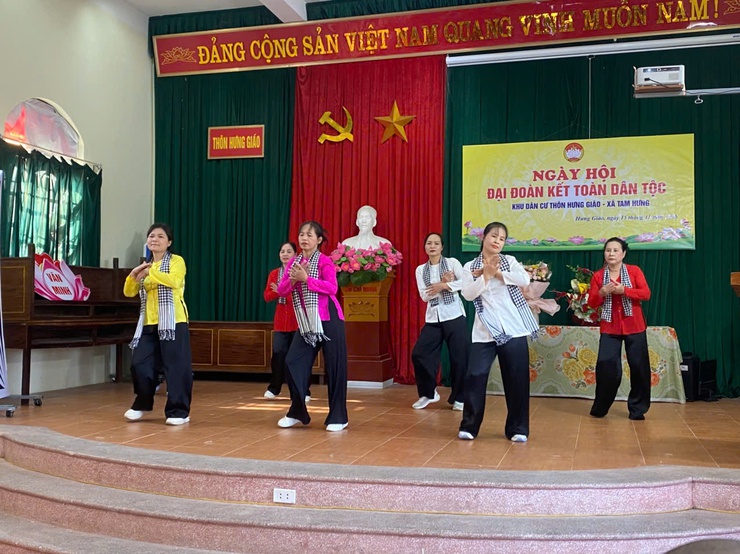 Khu dân cư Hưng Giáo sôi nổi tổ chức Ngày hội Đại đoàn kết toàn dân tộc năm 2025- Ảnh 4.