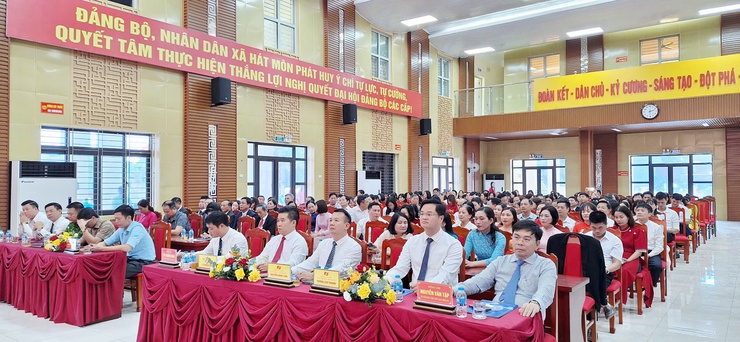 Xã Hát Môn: Kỷ niệm 43 năm Ngày Nhà giáo Việt Nam 20/11- Ảnh 1.