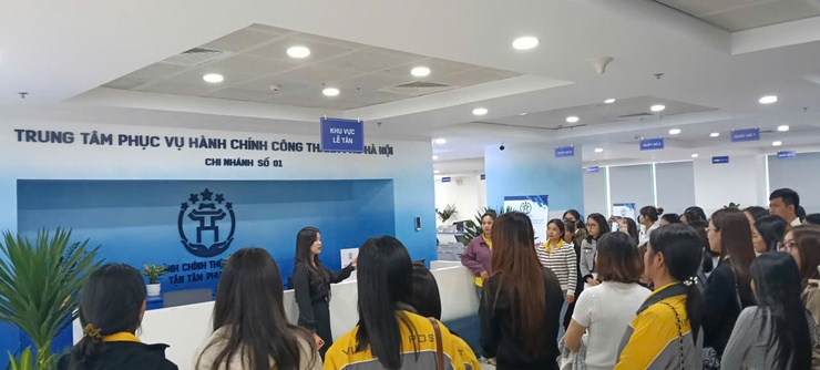 Tăng cường phối hợp triển khai mô hình hành chính công một cấp: Trung tâm Phục vụ hành chính công tập huấn cho đơn vị bưu chính công ích- Ảnh 4.