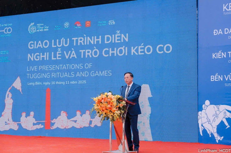 Giao lưu trình diễn Di sản văn hóa phi vật thể kéo co và ra mắt Câu lạc bộ Mạng lưới Cộng đồng Di sản Kéo co Việt Nam tại Đền Trấn Vũ- Ảnh 2.