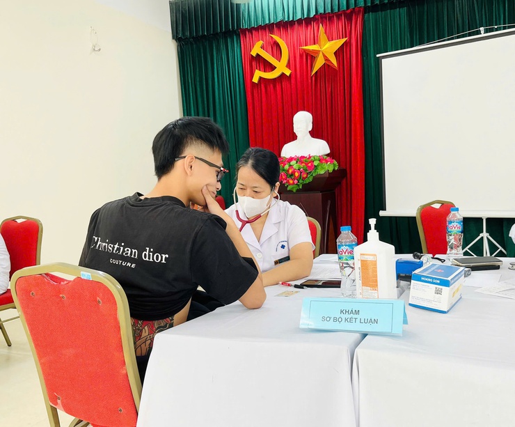 TRẠM Y TẾ PHƯỜNG XUÂN PHƯƠNG KHÁM SƠ TUYỂN SỨC KHỎE THỰC HIỆN NGHĨA VỤ QUÂN SỰ VÀ THAM GIA CÔNG AN NHÂN DÂN NĂM 2026. - Ảnh 12.