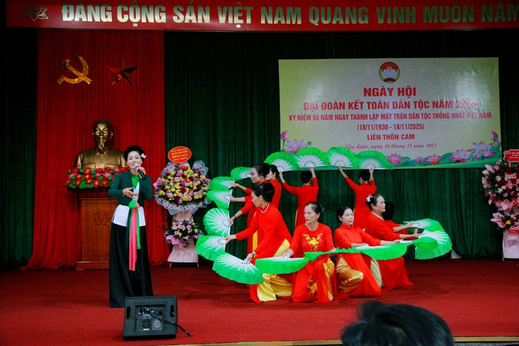 Gia Lâm tổ chức Ngày hội Đại đoàn kết toàn dân tộc tại 36 thôn, tổ dân phố- Ảnh 14.