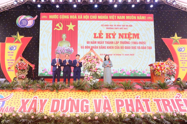 TRƯỜNG THPT BẤT BẠT KỶ NIỆM 60 NĂM NGÀY THÀNH LẬP TRƯỜNG(1965 - 2025).- Ảnh 4.