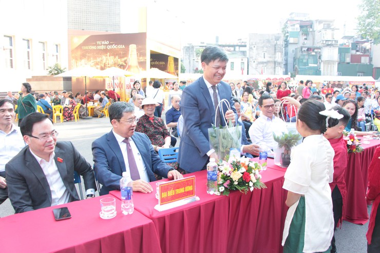 Ngọc Hà rộn ràng Ngày hội Đại đoàn kết: Lan tỏa sức mạnh 95 năm truyền thống MTTQ Việt Nam- Ảnh 19.