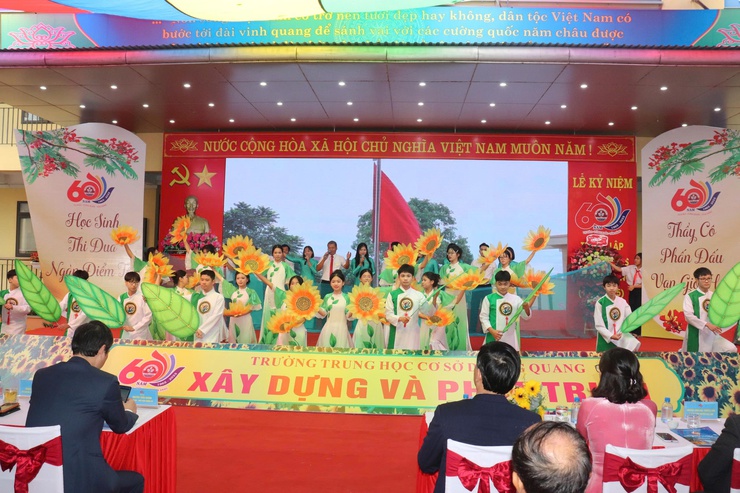 Long trọng Lễ Kỷ niệm 60 năm Ngày thành lập Trường THCS Dương Quang- Ảnh 13.