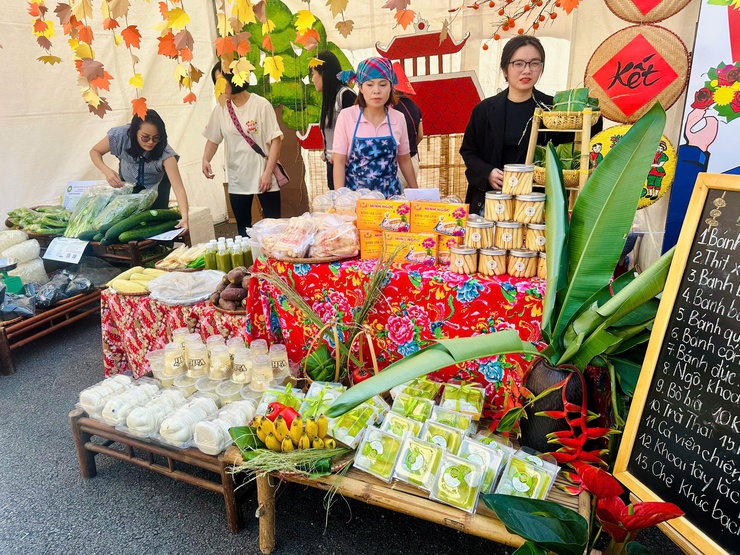 Ngọc Hà rộn ràng Ngày hội Đại đoàn kết: Lan tỏa sức mạnh 95 năm truyền thống MTTQ Việt Nam- Ảnh 23.