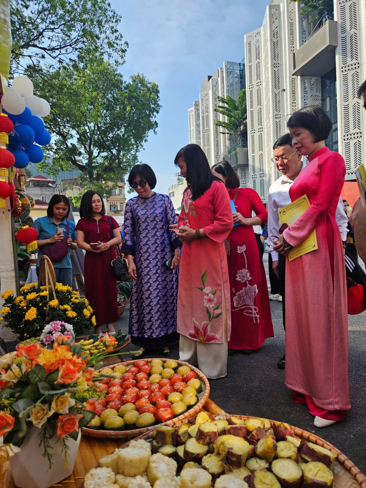 Ngọc Hà rộn ràng Ngày hội Đại đoàn kết: Lan tỏa sức mạnh 95 năm truyền thống MTTQ Việt Nam- Ảnh 8.