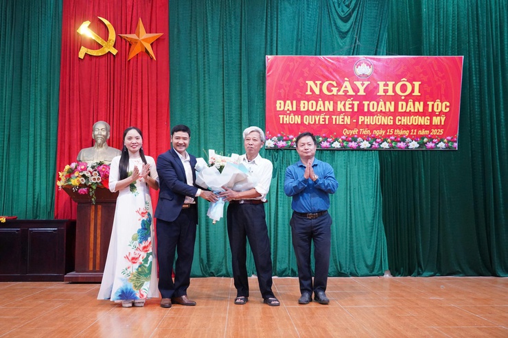Thôn Quyết Tiến long trọng tổ chức Ngày hội Đại đoàn kết toàn dân trong không khí vui tươi, phấn khởi- Ảnh 2.