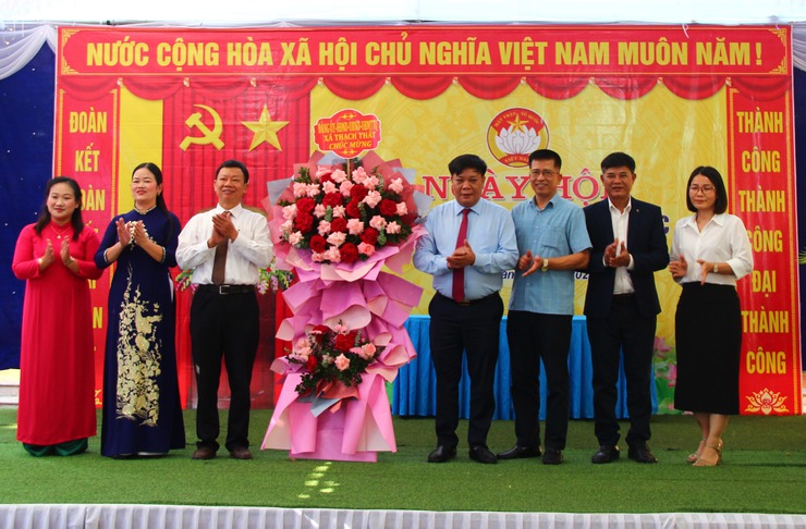 31/31 thôn trên địa bàn xã Thạch Thất sôi nổi tổ chức Ngày hội Đại đoàn kết toàn dân tộc năm 2025- Ảnh 3.