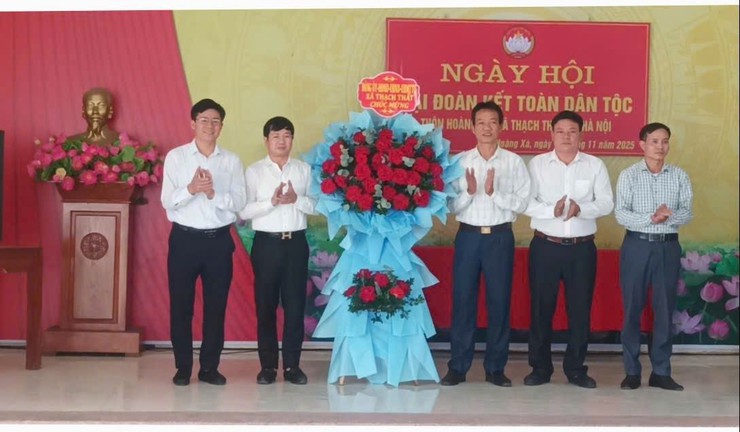31/31 thôn trên địa bàn xã Thạch Thất sôi nổi tổ chức Ngày hội Đại đoàn kết toàn dân tộc năm 2025- Ảnh 10.