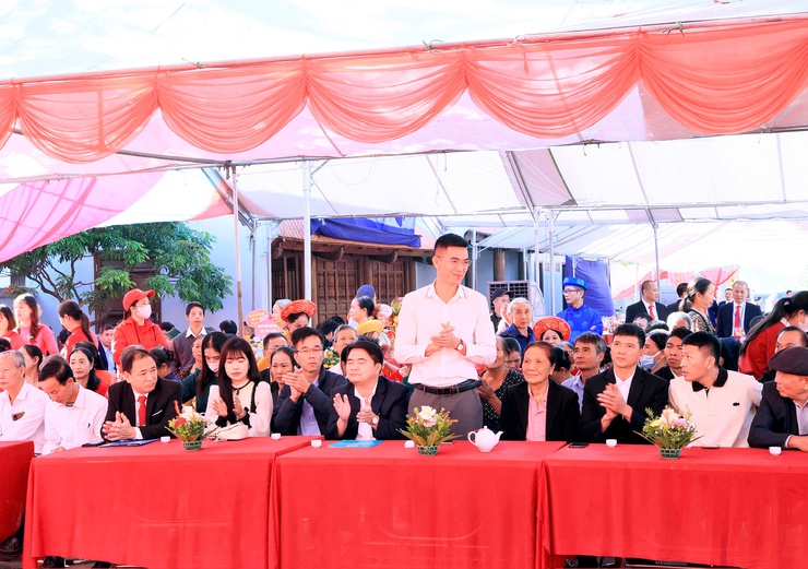 THÔN CHÂU PHONG TỔ CHỨC LỄ KHÁNH THÀNH CÔNG TRÌNH TRÙNG TU, TÔN TẠO DI TÍCH QUỐC GIA NGHÈ LÀNG QUẬY CHÂU PHONG VÀ NGÀY HỘI ĐẠI ĐOÀN KẾT TOÀN DÂN TỘC NĂM 2025- Ảnh 2.