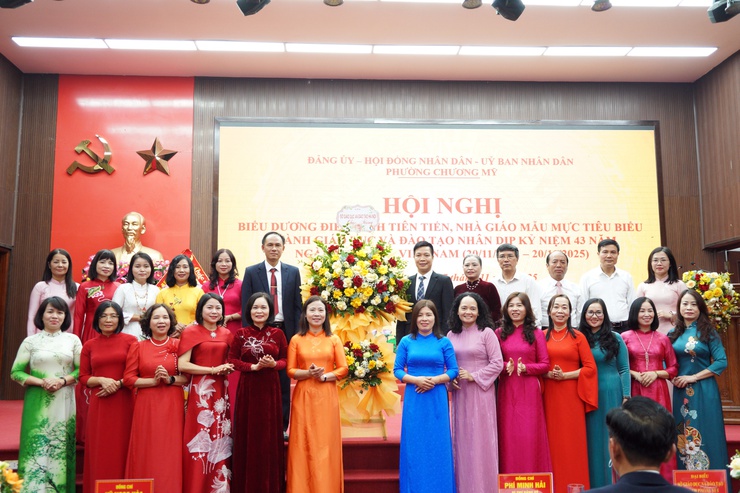 Chương Mỹ biểu dương điển hình tiên tiến, nhà giáo mẫu mực tiêu biểu ngành giáo dục và đào tạo- Ảnh 9.