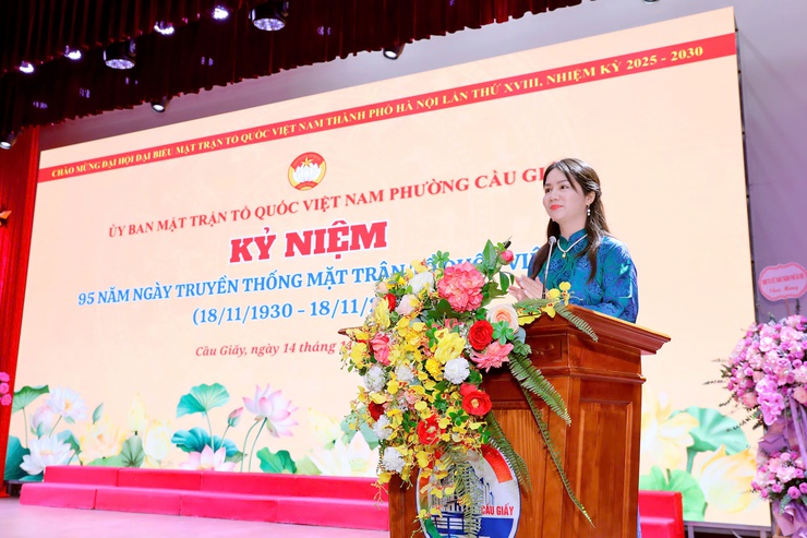 Ủy ban Mặt trận Tổ quốc Việt Nam phường Cầu Giấy tổ chức kỷ niệm 95 năm Ngày truyền thống Mặt trận Tổ quốc (MTTQ) Việt Nam (18/11/1930 - 18/11/2025).- Ảnh 3.