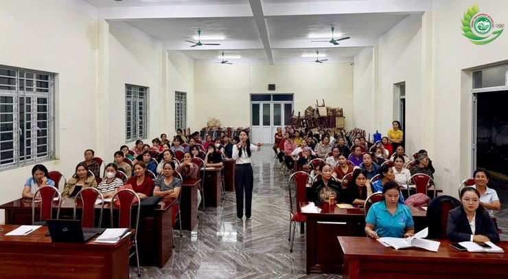 Phú Cát tổ chức hội nghị tuyên truyền phát triển người tham gia BHXH tự nguyện, BHYT hộ gia đình- Ảnh 1.