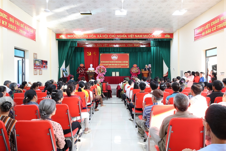 Các đồng chí lãnh đạo xã chung vui Ngày hội Đại đoàn kết toàn dân tộc tại các khu dân cư- Ảnh 3.