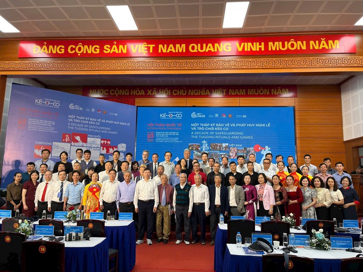 Một thập kỷ bảo vệ và phát huy Nghi lễ và trò chơi Kéo co- Ảnh 3.