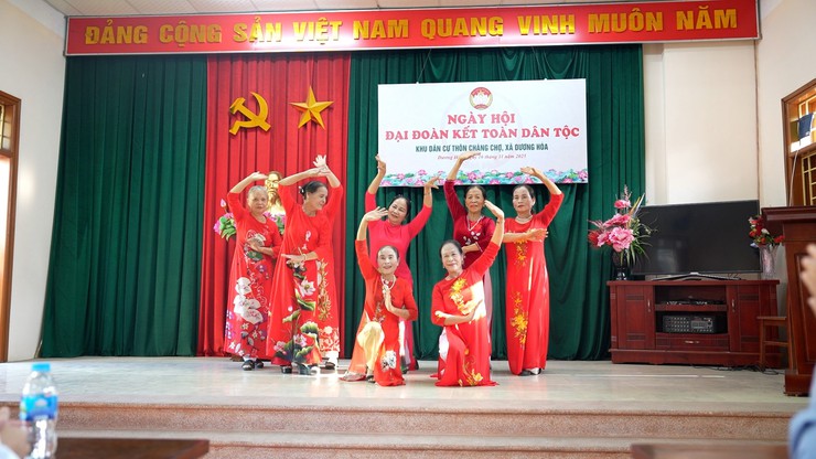 Ngày hội Đại đoàn kết toàn dân tộc khu dân cư thôn Chàng Chợ- Ảnh 1.