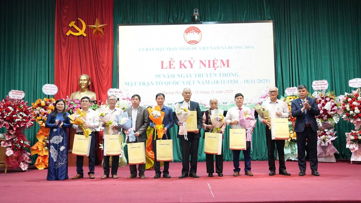 Lễ kỷ niệm 95 năm Ngày truyền thống Mặt trận Tổ quốc Việt Nam (18/11/1930-18/11/2025)- Ảnh 14.