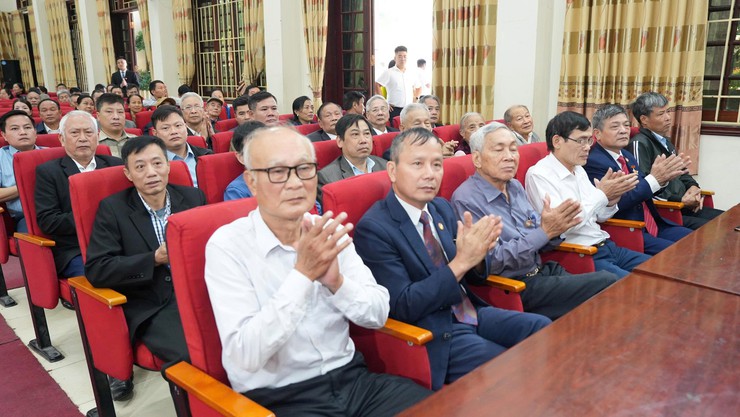 Lễ kỷ niệm 95 năm Ngày truyền thống Mặt trận Tổ quốc Việt Nam (18/11/1930-18/11/2025)- Ảnh 8.