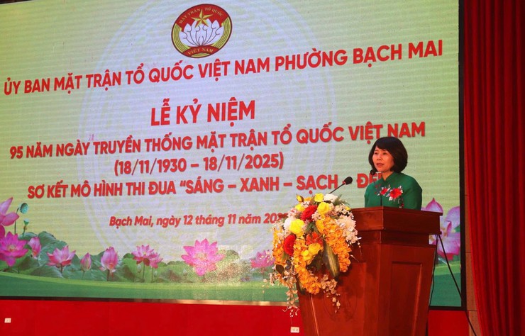 Lễ kỷ niệm 95 năm Ngày thành lập Mặt trận Dân tộc Thống nhất Việt Nam - Ngày truyền thống MTTQ Việt Nam (18/11/1930-18/11/2024) và sơ kết mô hình thi đua “sáng - xanh - sạch - đẹp”.- Ảnh 5.