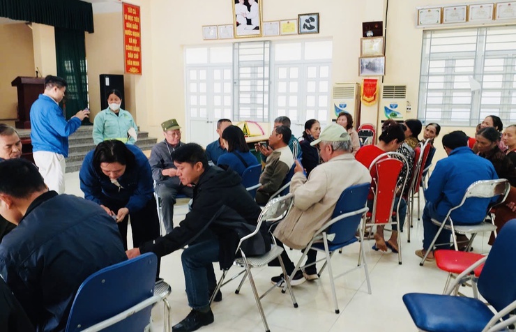 XÃ HÒA XÁ TRIỂN KHAI CÀI ĐẶT CHỮ KÝ SỐ CHO NHÂN DÂN, HƠN 250 NGƯỜI ĐƯỢC HỖ TRỢ TRONG 2 NGÀY- Ảnh 4.