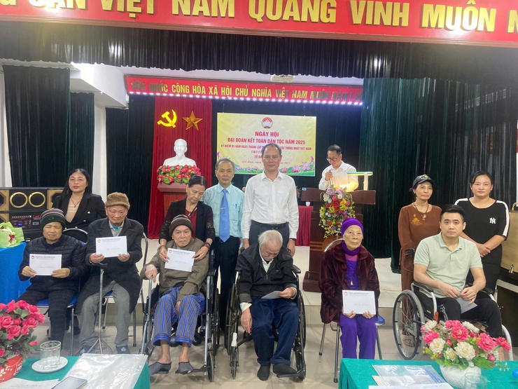 Gia Lâm tổ chức Ngày hội Đại đoàn kết toàn dân tộc tại 36 thôn, tổ dân phố- Ảnh 7.