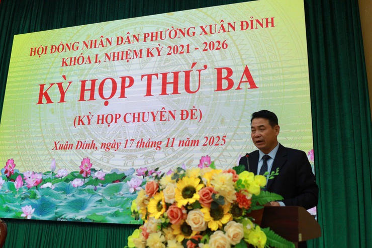 HĐND phường Xuân Đỉnh tổ chức Kỳ họp thứ Ba: Sắp xếp lại tổ dân phố và phê duyệt Đề án phòng chống sốt xuất huyết giai đoạn 2026–2028
- Ảnh 2.