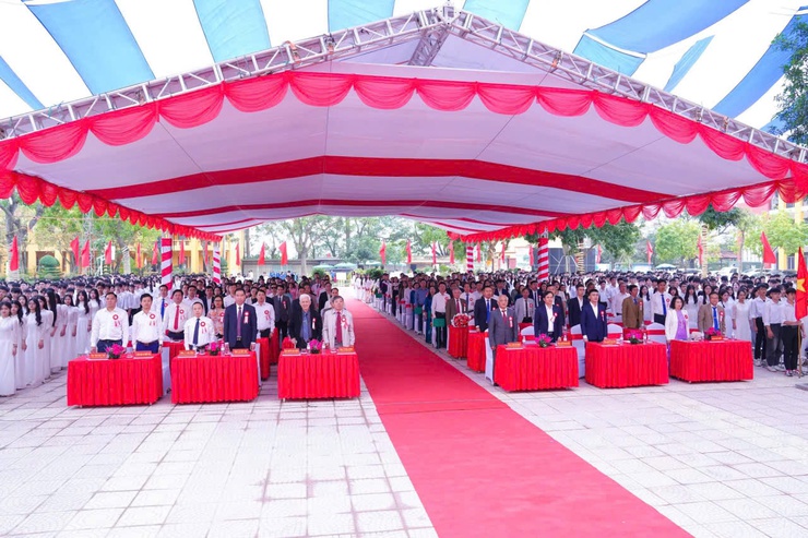 Trường THPT Lý Tử Tấn: 20 năm xây dựng và phát triển- Ảnh 6.