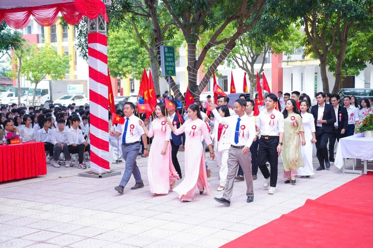 Trường THPT Lý Tử Tấn: 20 năm xây dựng và phát triển- Ảnh 5.