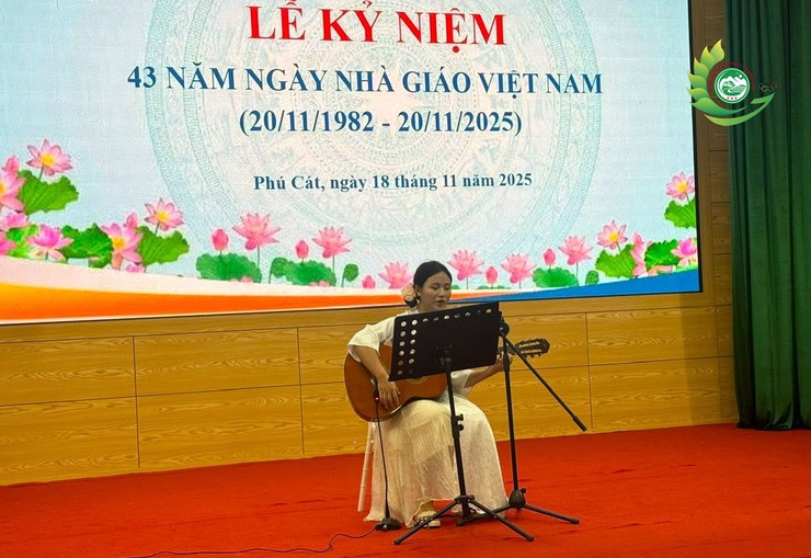 Xã Phú Cát tổ chức Lễ kỷ niệm 43 năm Ngày Nhà giáo Việt Nam 20/11- Ảnh 4.