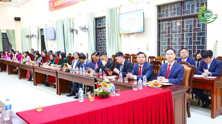 Xã Phú Cát tổ chức Lễ kỷ niệm 43 năm Ngày Nhà giáo Việt Nam 20/11- Ảnh 6.