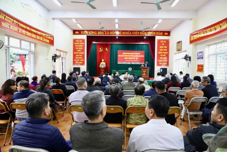 Đại biểu HĐND xã Hồng Vân tiếp xúc cử tri trước kỳ họp thứ hai, HĐND xã khoá XXII, nhiệm kỳ 2021-2026- Ảnh 1.