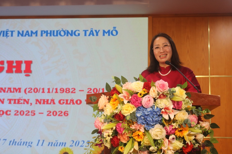 Phường Tây Mỗ kỷ niệm 43 năm ngày Nhà giáo Việt Nam (20/11/1982 - 20/11/2025), tuyên dương các điển hình tiên tiến, nhà giáo tiêu biểu phường Tây Mỗ năm học 2025 - 2026- Ảnh 6.