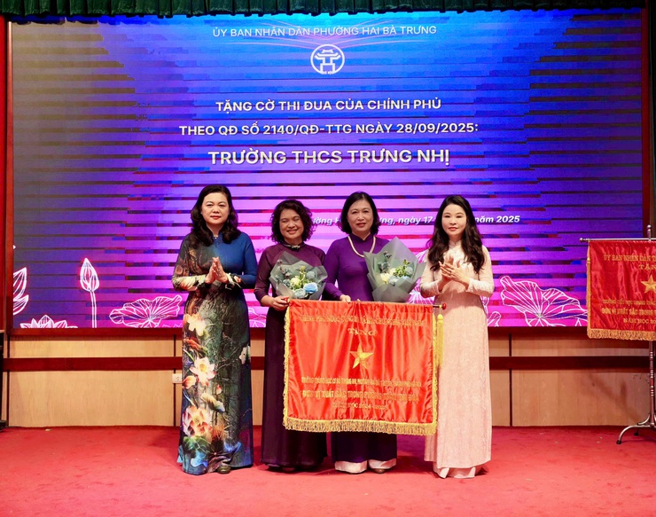 Phường Hai Bà Trưng tuyên dương Nhà giáo tiêu biểu.- Ảnh 5.