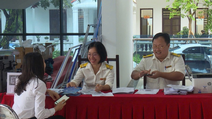 UBND XÃ SÓC SƠN PHỐI HỢP VỚI THUẾ CƠ SỞ 18 THÀNH PHỐ HÀ NỘI TẬP HUẤN CHUYỂN ĐỔI MÔ HÌNH PHƯƠNG PHÁP QUẢN LÝ KHI XOÁ BỎ THUẾ KHOÁN- Ảnh 4.