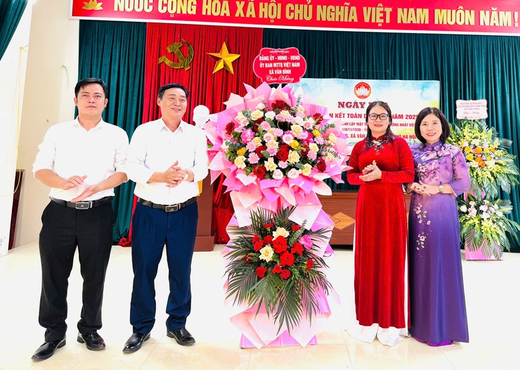 MTTQ xã Vân Đình - Dấu ấn từ những công trình và hoạt động nghĩa tình đại đoàn kết.- Ảnh 20.