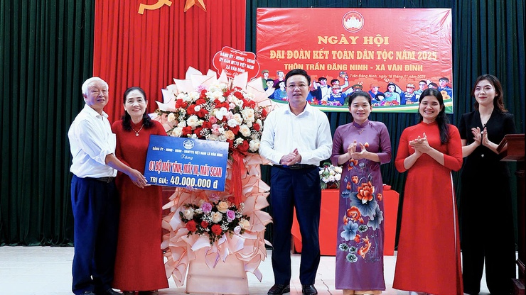 MTTQ xã Vân Đình - Dấu ấn từ những công trình và hoạt động nghĩa tình đại đoàn kết.- Ảnh 21.