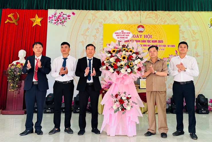 THÔN HOA SƠN TỔ CHỨC NGÀY HỘI ĐẠI ĐOÀN KẾT TOÀN DÂN TỘC NĂM 2025- Ảnh 4.